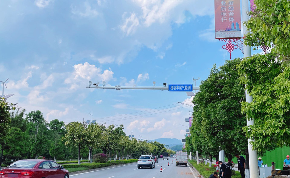 機(jī)動(dòng)車尾氣遙感監(jiān)測(cè)系統(tǒng)圖片 機(jī)動(dòng)車尾氣遙感監(jiān)測(cè)系統(tǒng)圖片